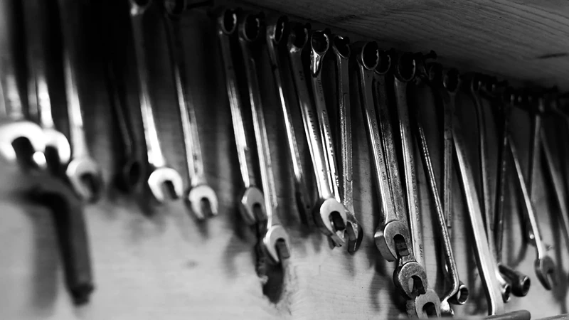 Arian Auto Club Repair shop — detailed engine and component workspace